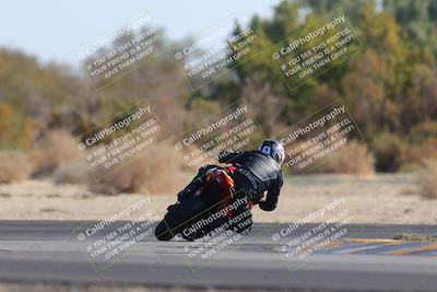 media/Dec-18-2022-SoCal Trackdays (Sun) [[8099a50955]]/Turn 7 Backside (1125am)/